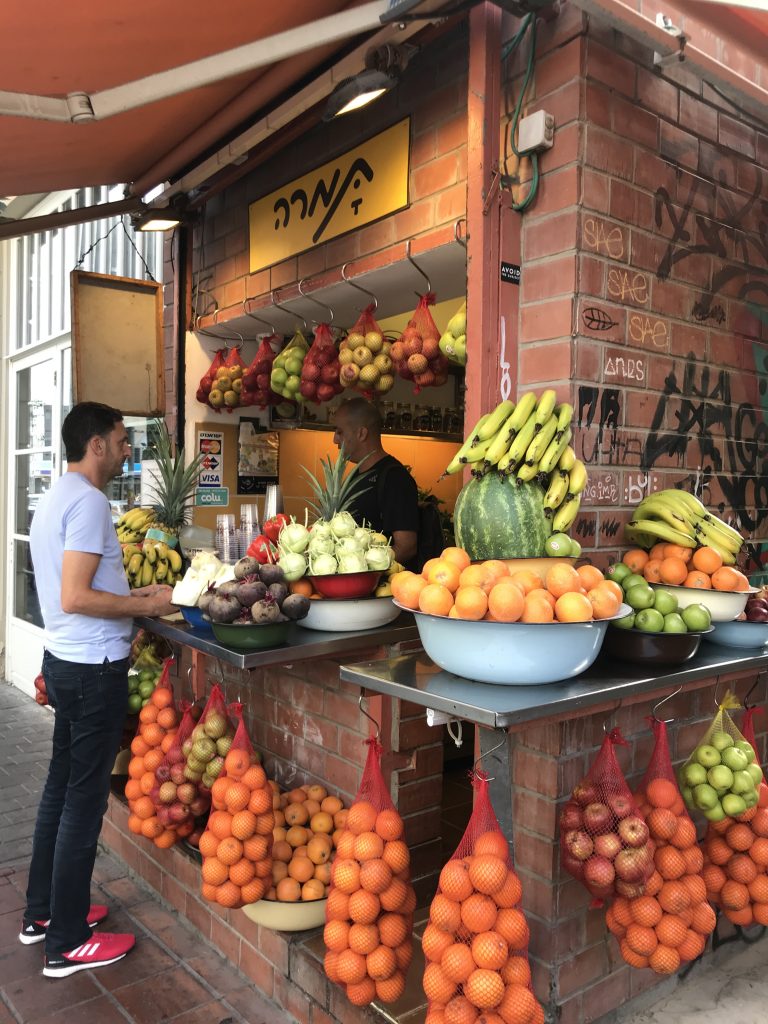 Awesome local juice bar in Tel Aviv