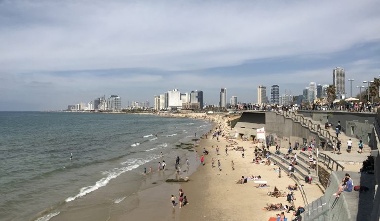 Charles Clore Beach, Tel Aviv