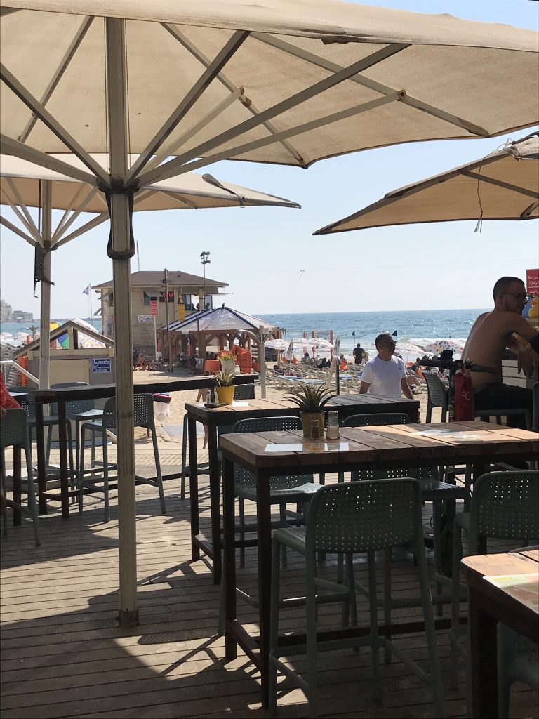 Drinks at Manta Ray, Tel Aviv