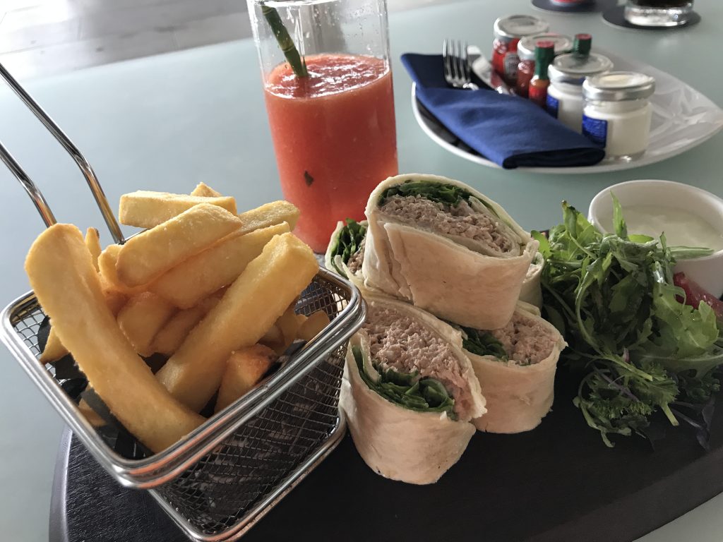 Tuna wrap, fries and fresh juice at Anchorage Bar