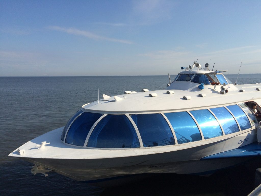 Hydrofoil boat to Peterhof Palace