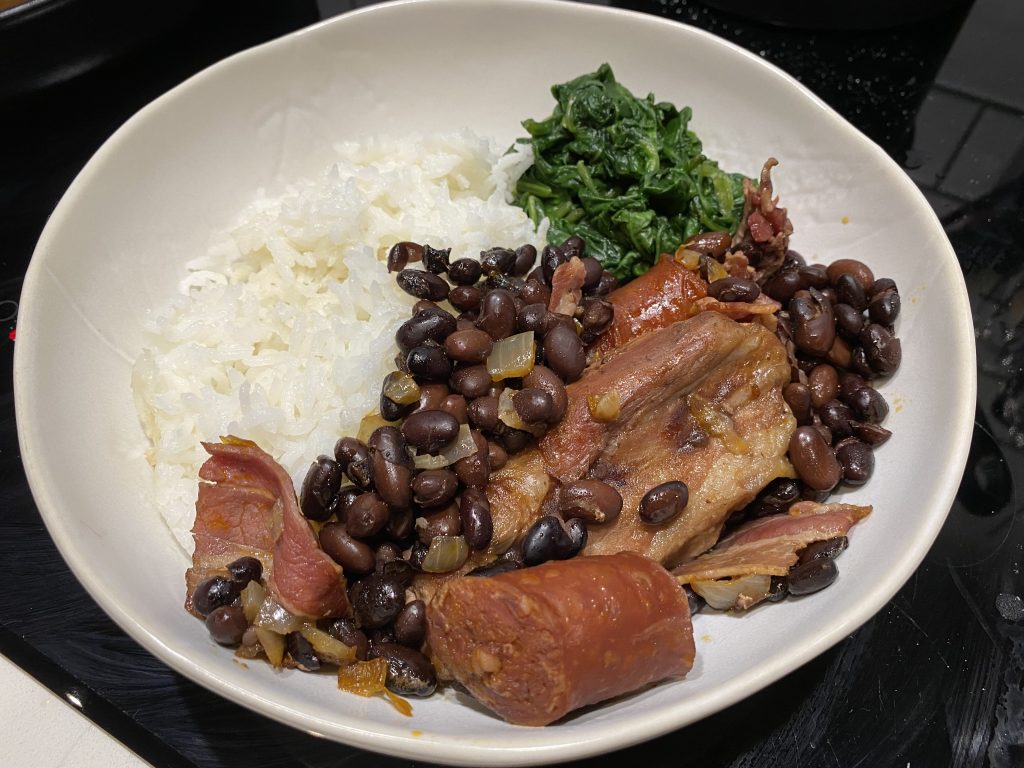 Feijoada with rice and spinach