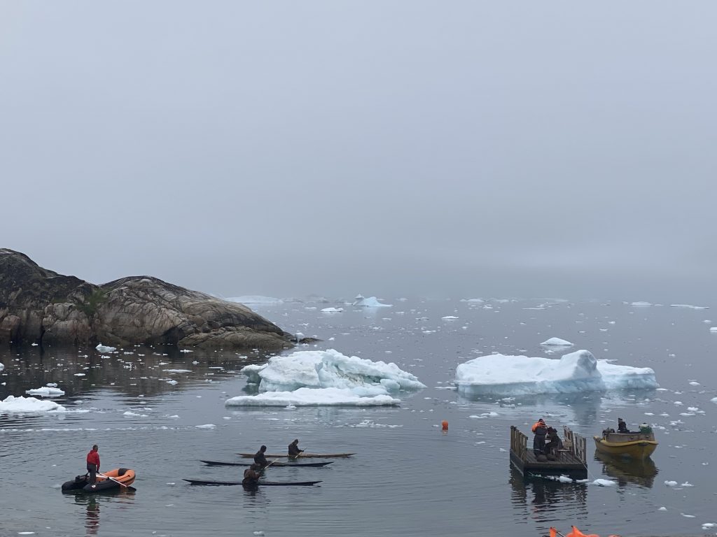 Greenland kayak competition, flipping over