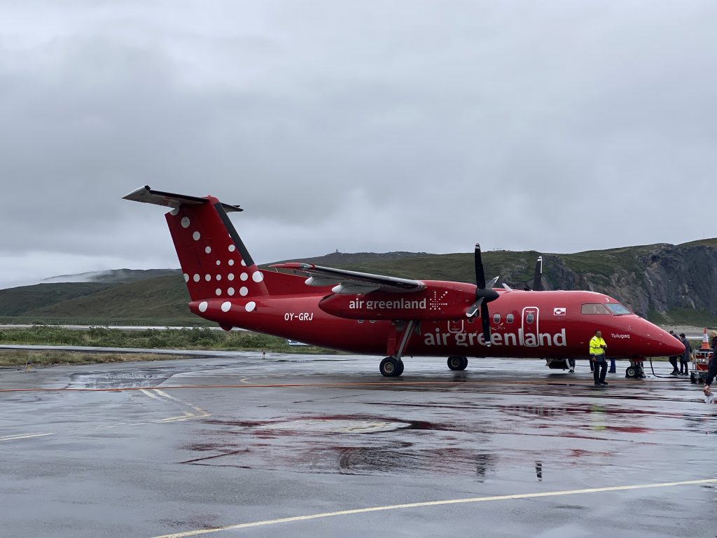 Air Greenland plane from Kangerlussuaq to Ilulissat
