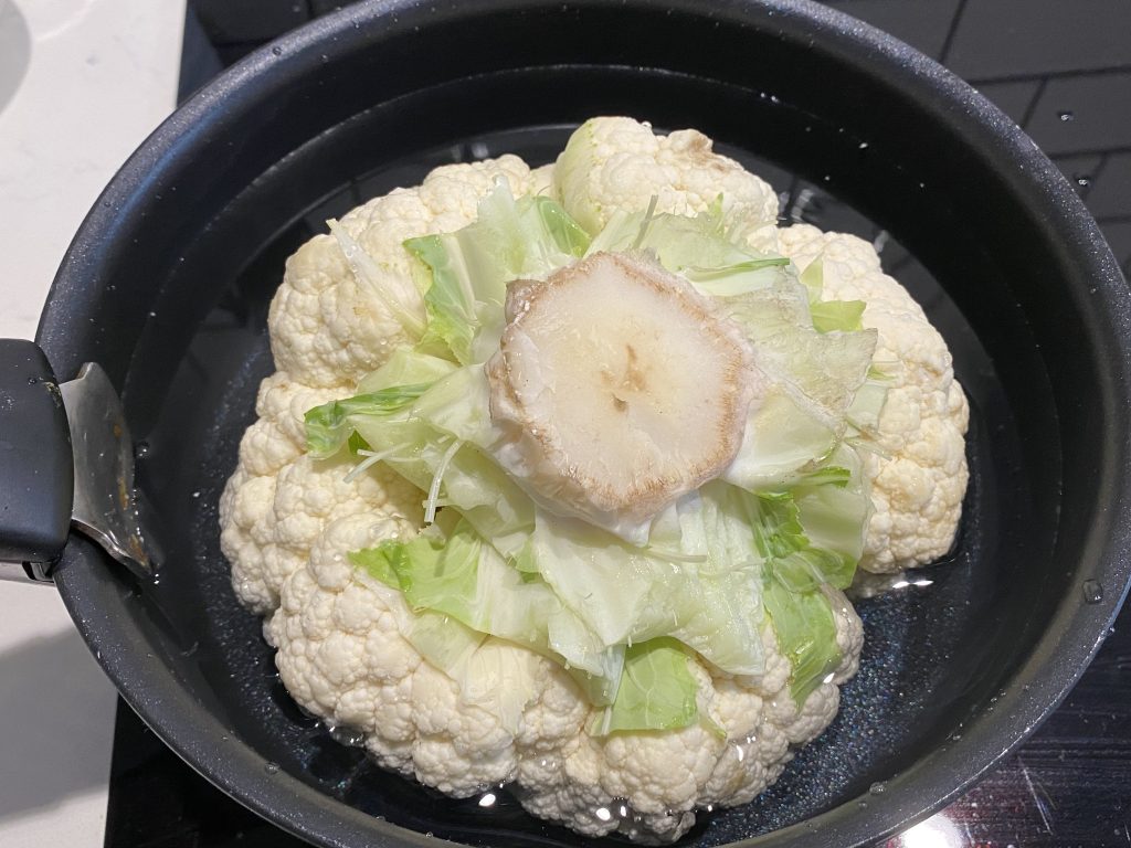 Parboiling the cauliflower