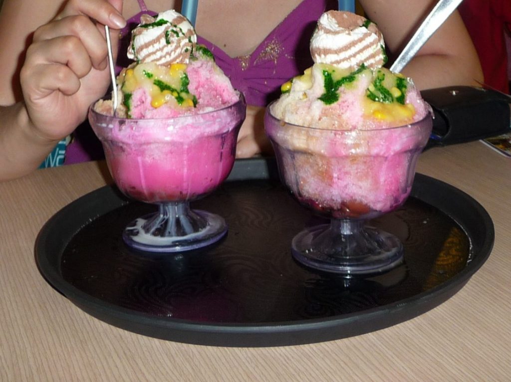 Ice Kachang, Malaysian dessert