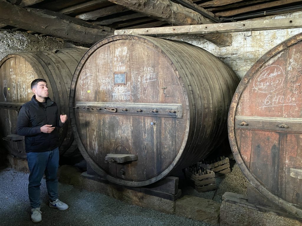 Quinta dos Castelares wine cellar
