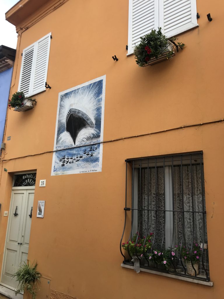 Via Marecchia boat street art
